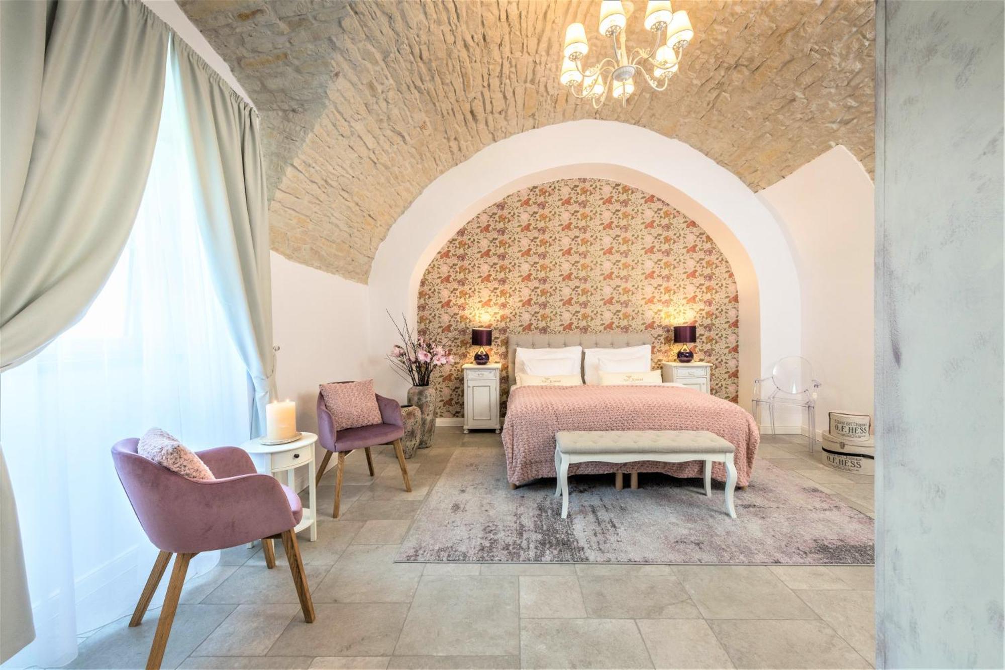 Na Kmine Hotel Obristvi Luaran gambar