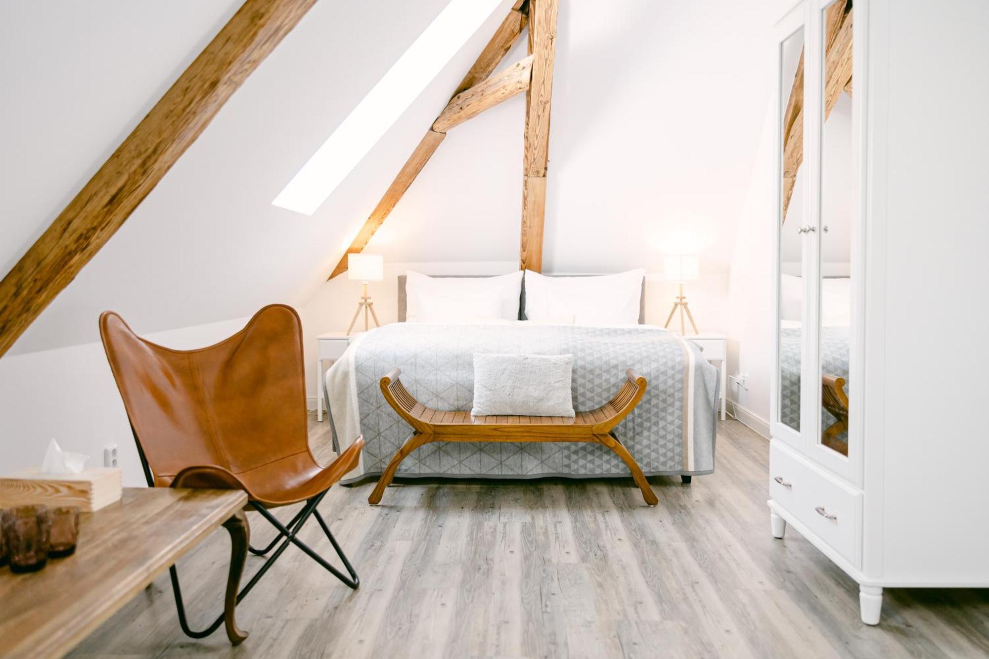 Na Kmine Hotel Obristvi Luaran gambar